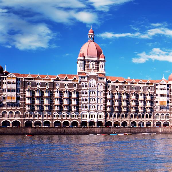 Hotel Mumbai - The Slumdog Millionaire